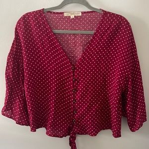 Rewind NWOT women’s sized L ADORABLE crop top with super cute detail.